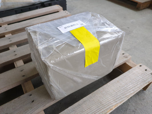 新特漉粘土(半磁器土)